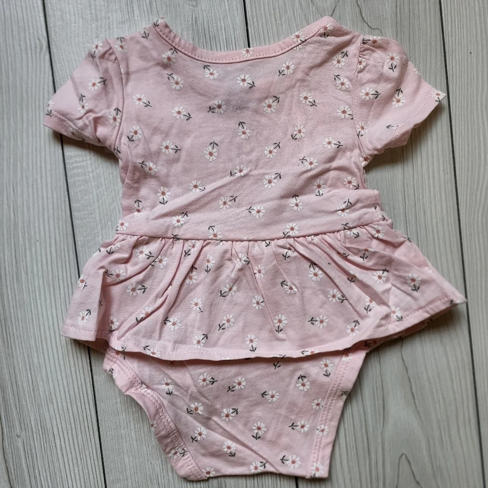Carter's 2 piece baby outfit pink happy bodysuit with denim pants NWT Size 3 mo